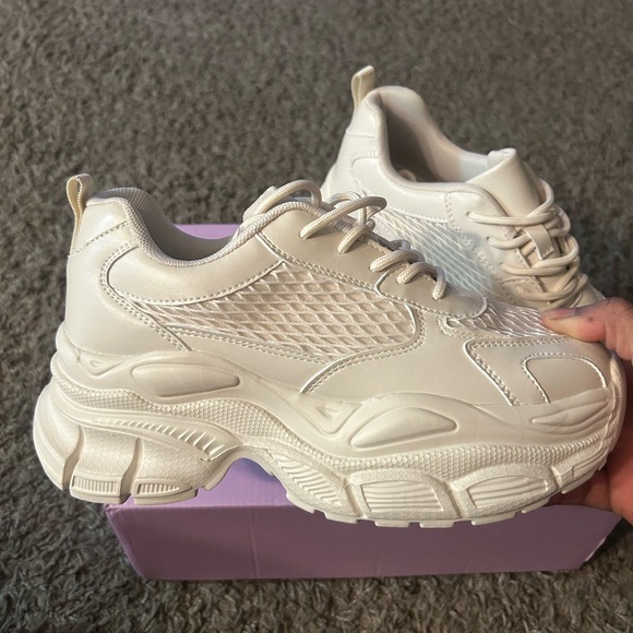 Fashion nova|  Chaya Sneakers -beige - Picture 3 of 6